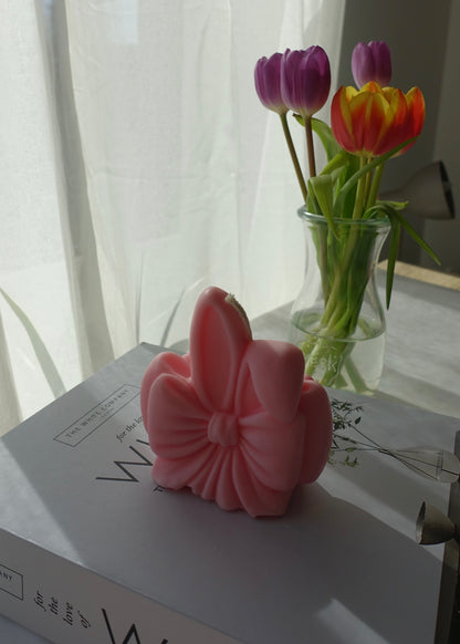 Osterhase mit Schleife