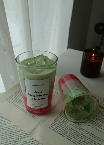 Iced Strawberry Matcha Duftkerze