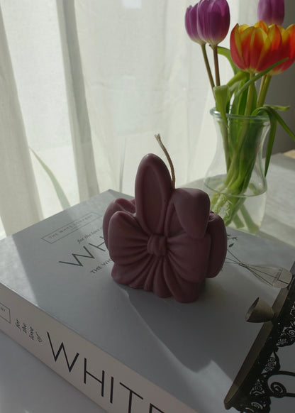 Osterhase mit Schleife