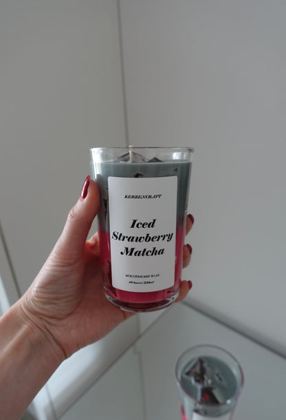 Iced Strawberry Matcha Duftkerze